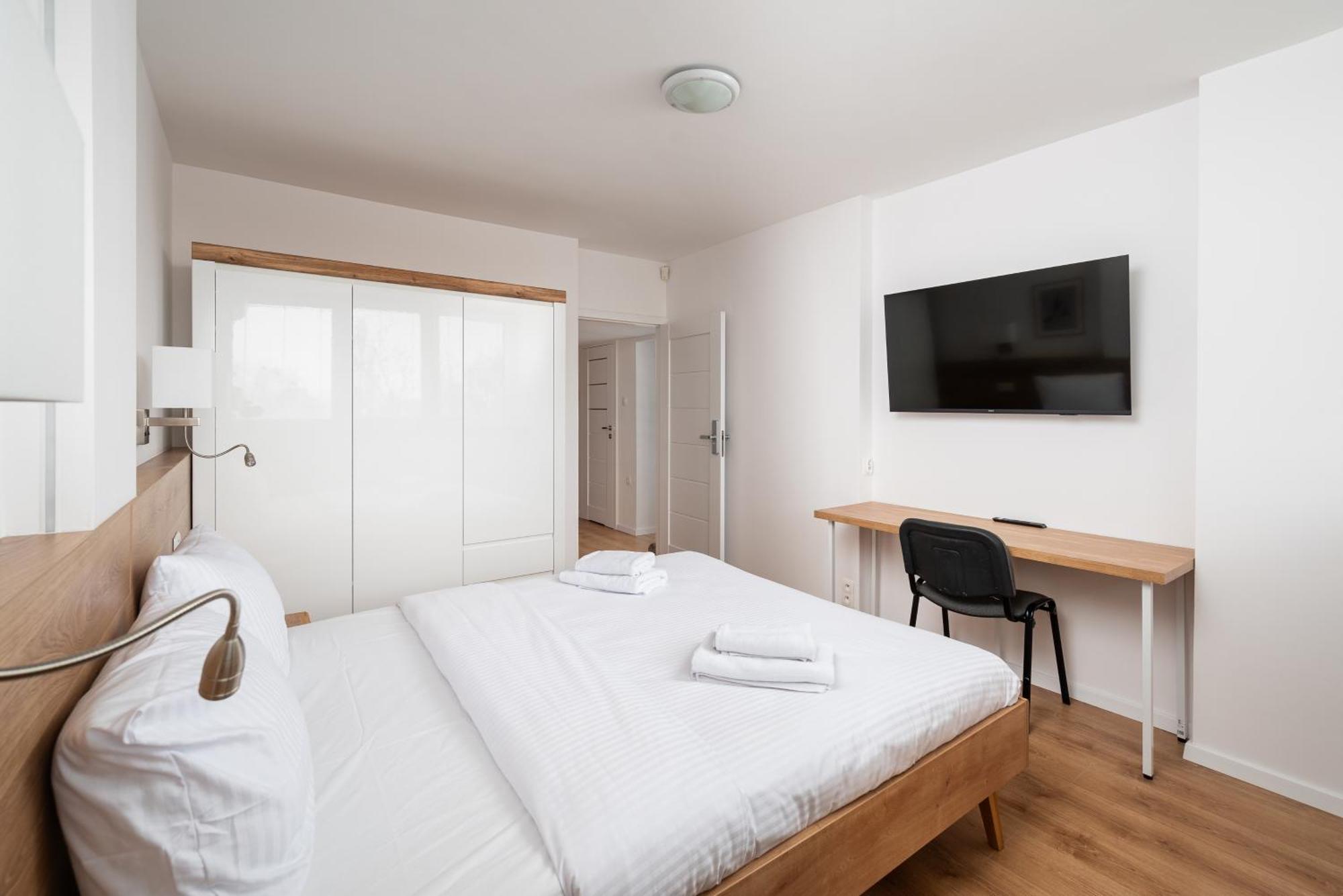 Krasinski Garden Comfort Apartment Warsaw Exterior photo